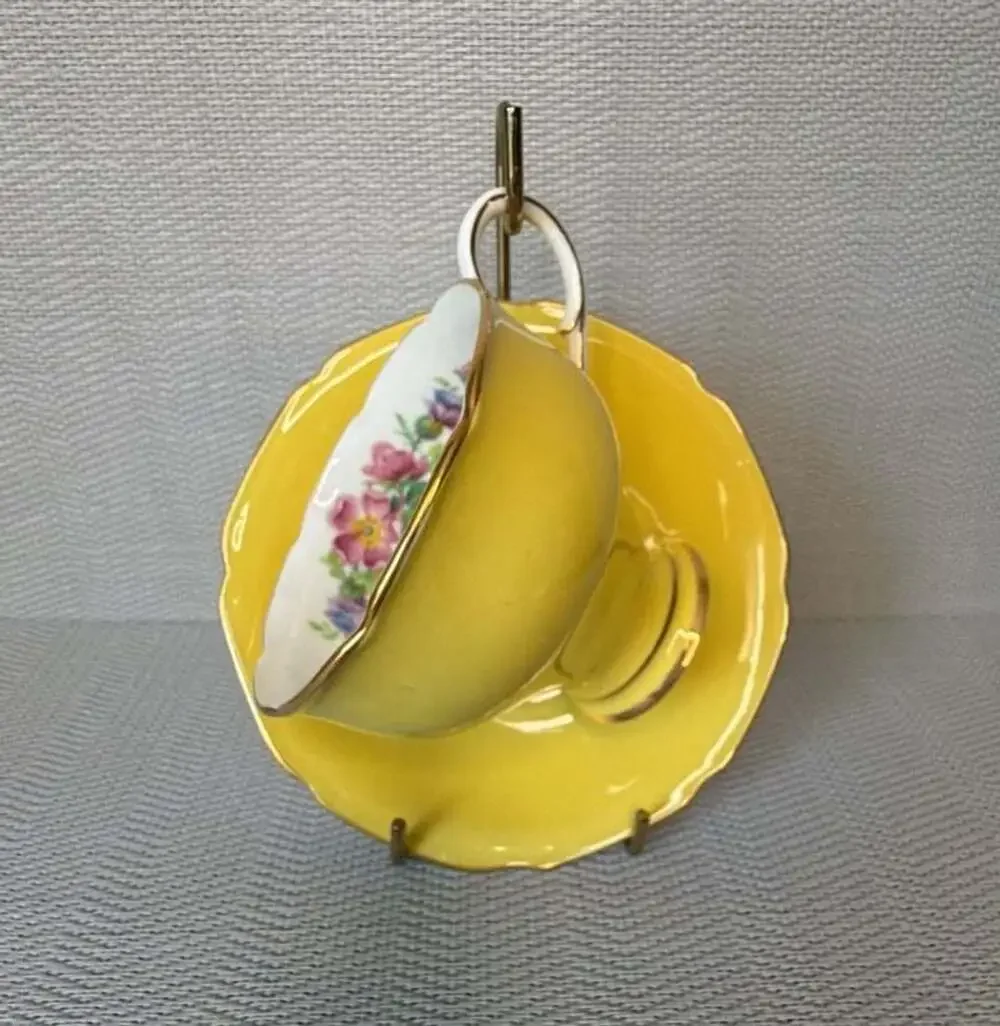 Paragon Tea Cup And Saucer Yellow Floral 1939 Commemorative